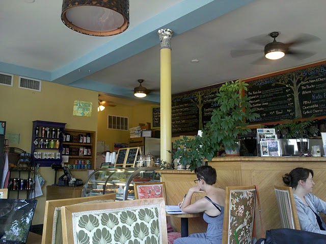 Top 12 WiFi Cafes and Coffee Shops in St. Louis - Arch City Homes #stlouis