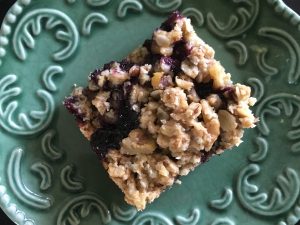 Jammin Oatmeal Nut Bars | Future Expat